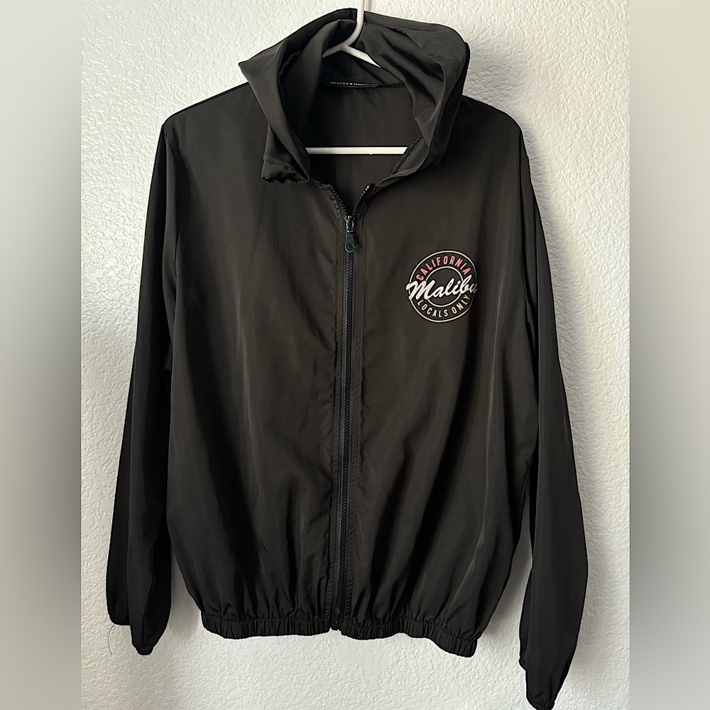 Brandy Melville black women’s lightweight Malibu jacket with hoodie